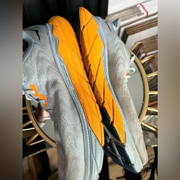 Hoka Arahi 6 Sneakers main image 11